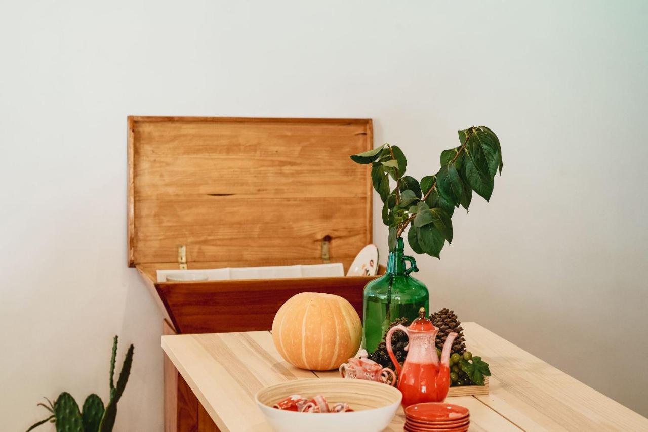 Epicos House, Your Home Away From Home. Nogueira  Eksteriør billede